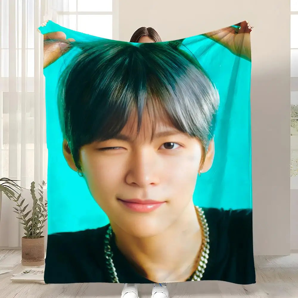 K-POP RIIZE Throw Soft Coral Fleece Blanket