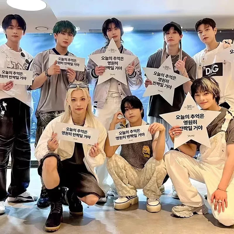 STRAY KIDS ‘FELIX’ 스트레이 키즈 T Shirt World Tour DominATE T-SHIRT